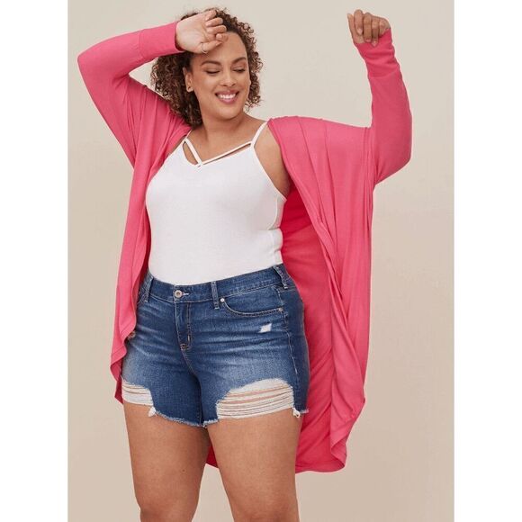 Torrid 5 Inch Vintage Stretch Mid-Rise Short Blue Distressing Size 24 NWT - Picture 10 of 10